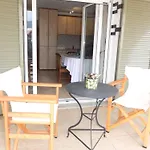 아파트 Kroussos Kefalonia 아르고스톨리온